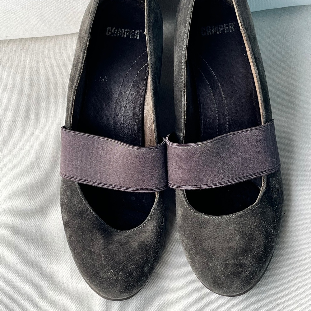 suede wedges